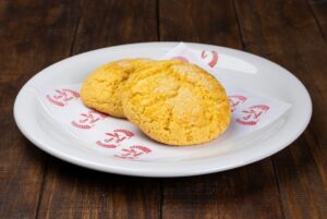 Broa com açucar cristalizado