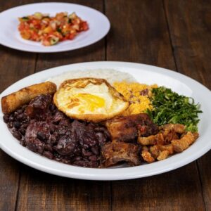Feijoada com costelinha